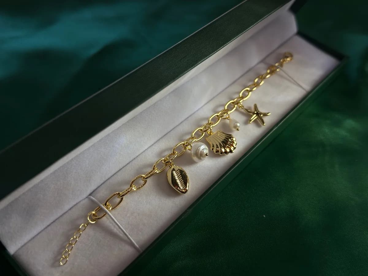 Pulsera Playita con Caracoles y Estrella en Chapa de Oro — vista 3