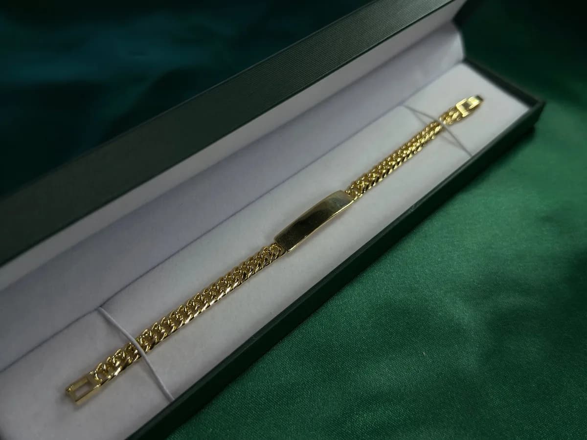 Pulsera Tipo Cubana con Placa en Chapa de Oro 18k — vista 2