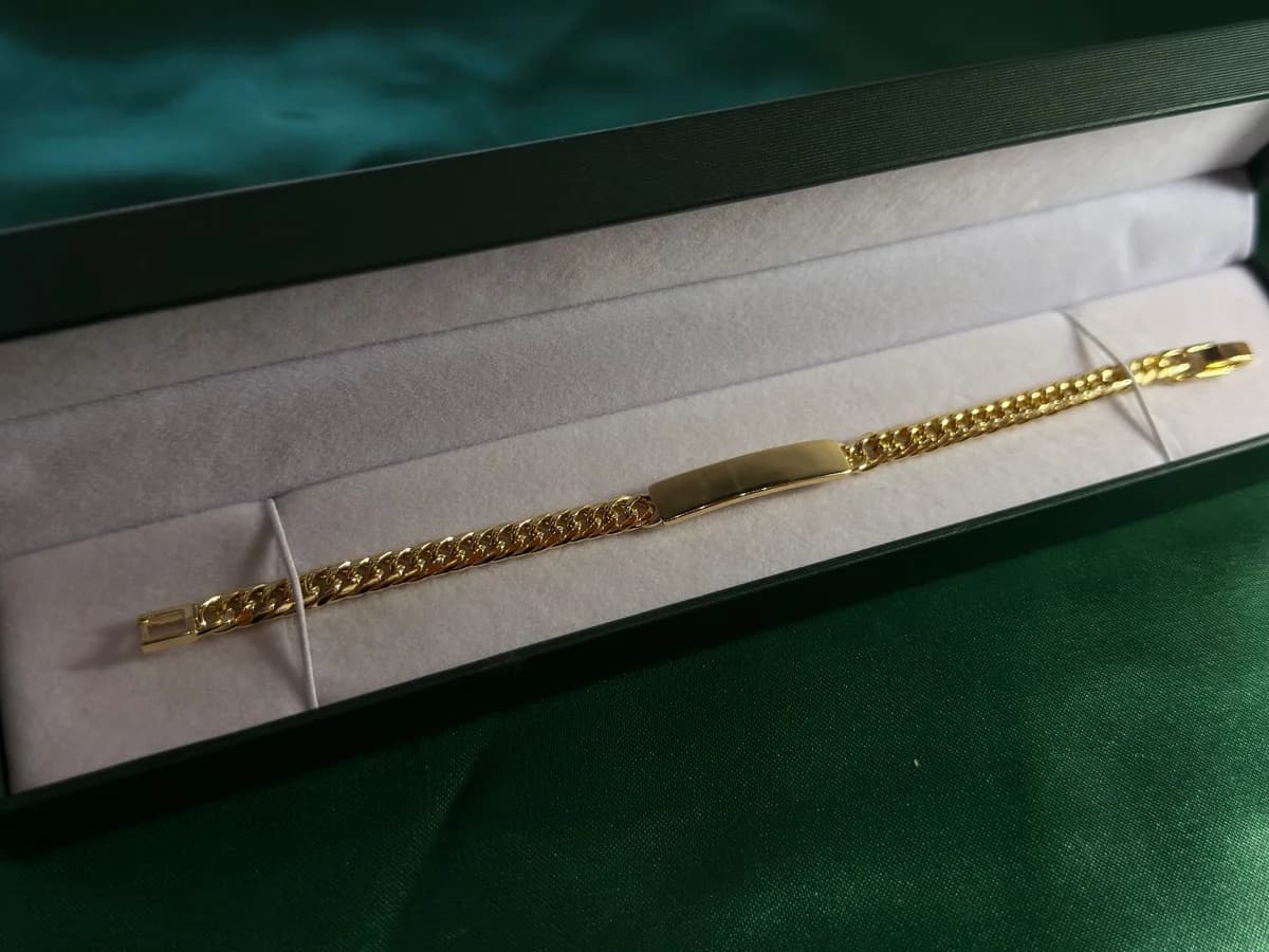 Pulsera Tipo Cubana con Placa en Chapa de Oro 18k — vista 5