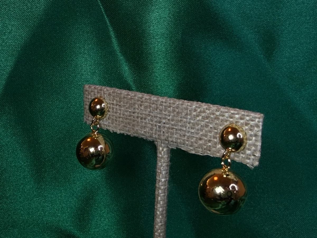 Aretes Largos Esfera Brillante en Chapa de Oro 18k — vista 3