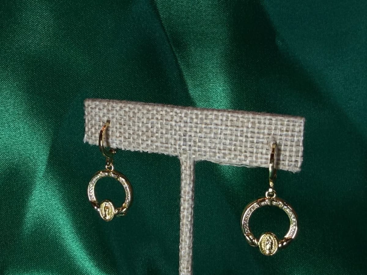 Aretes Largos con Gota Óvalo de Chapa de Oro 18k — vista 2