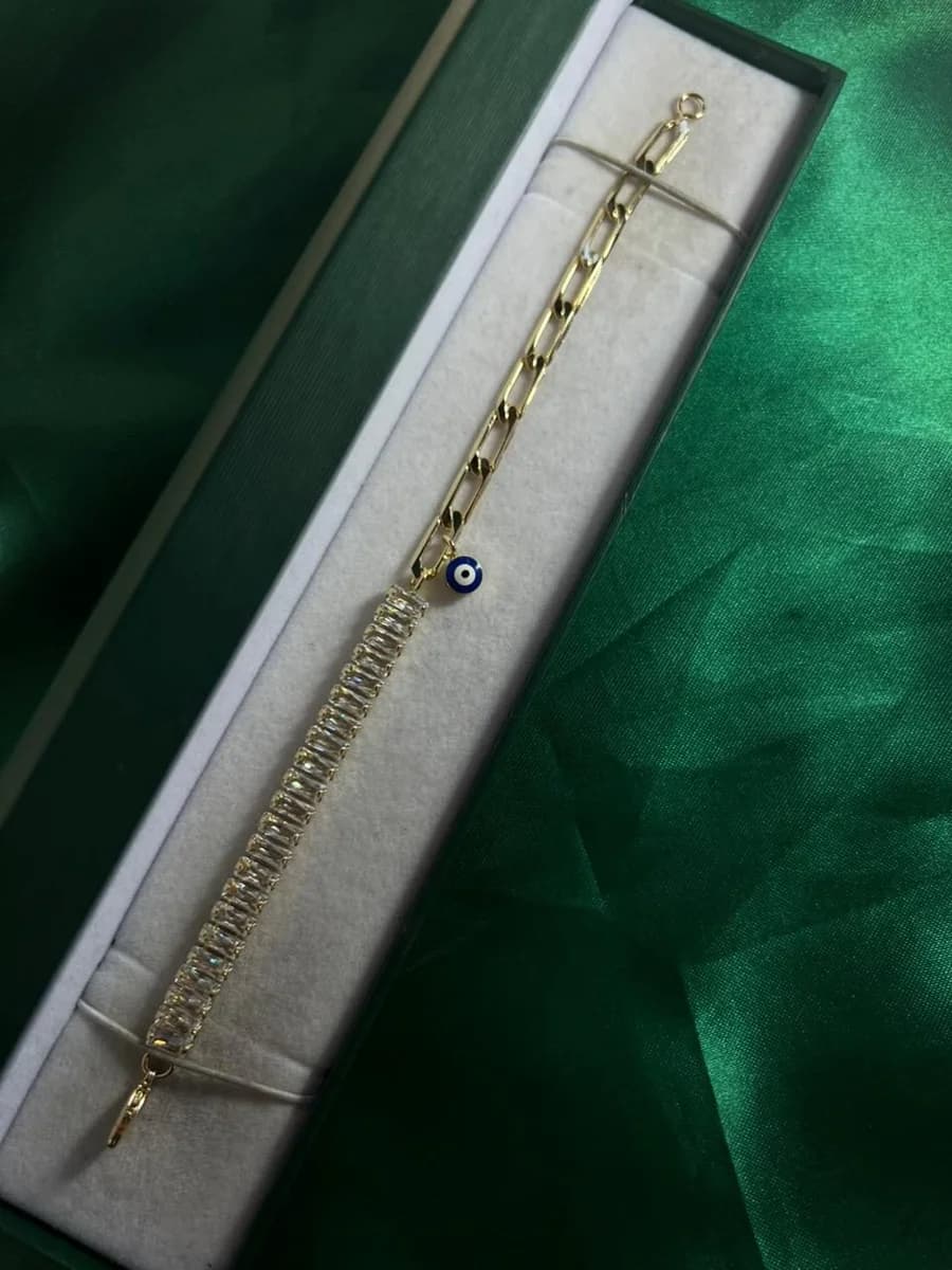 Pulsera Mitad Circonias y Eslabones con Dije Ojo Turco Chapa de Oro 18k — vista 3