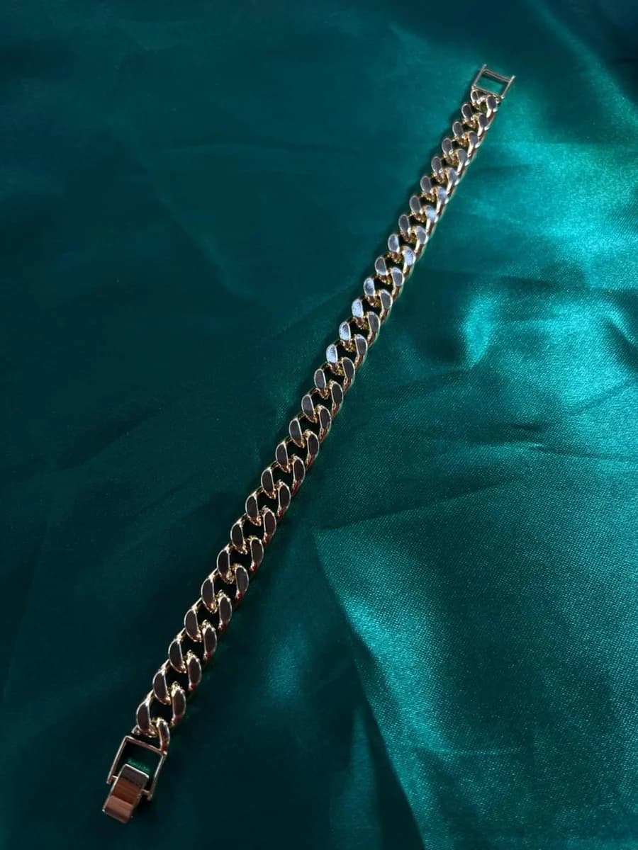Pulsera Eslabón Cubano Grueso en Chapa de Oro 18k — vista 4