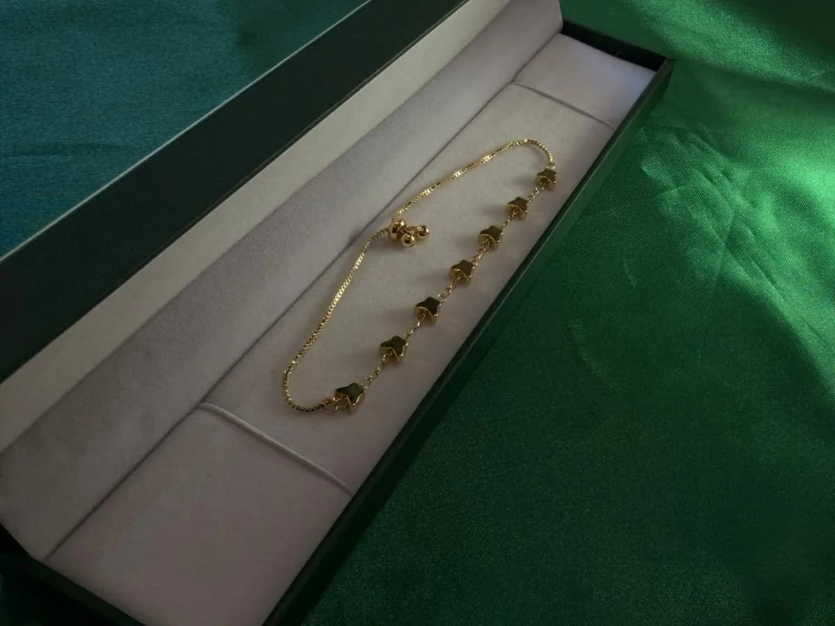 Pulsera Múltiples Estrellas en Chapa de Oro 18k — vista 5